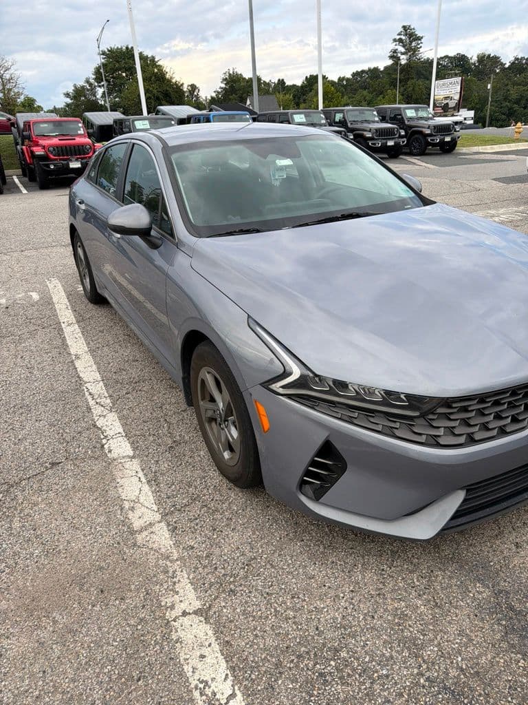 2021 Kia K5 LXS — photo 1 of 4