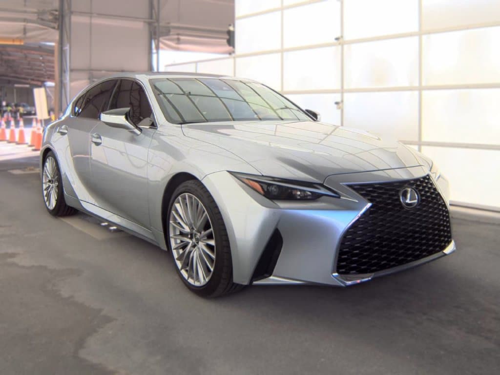 2025 Lexus IS Base — photo 1 of 10