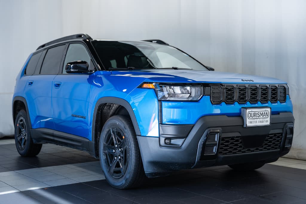 2027 Jeep Cherokee Limited — photo 1 of 59