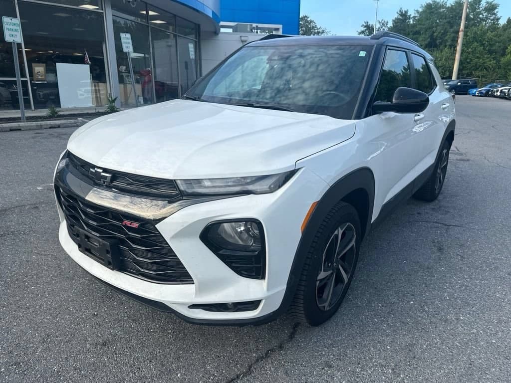 2023 Chevrolet Trailblazer RS — photo 1 of 22