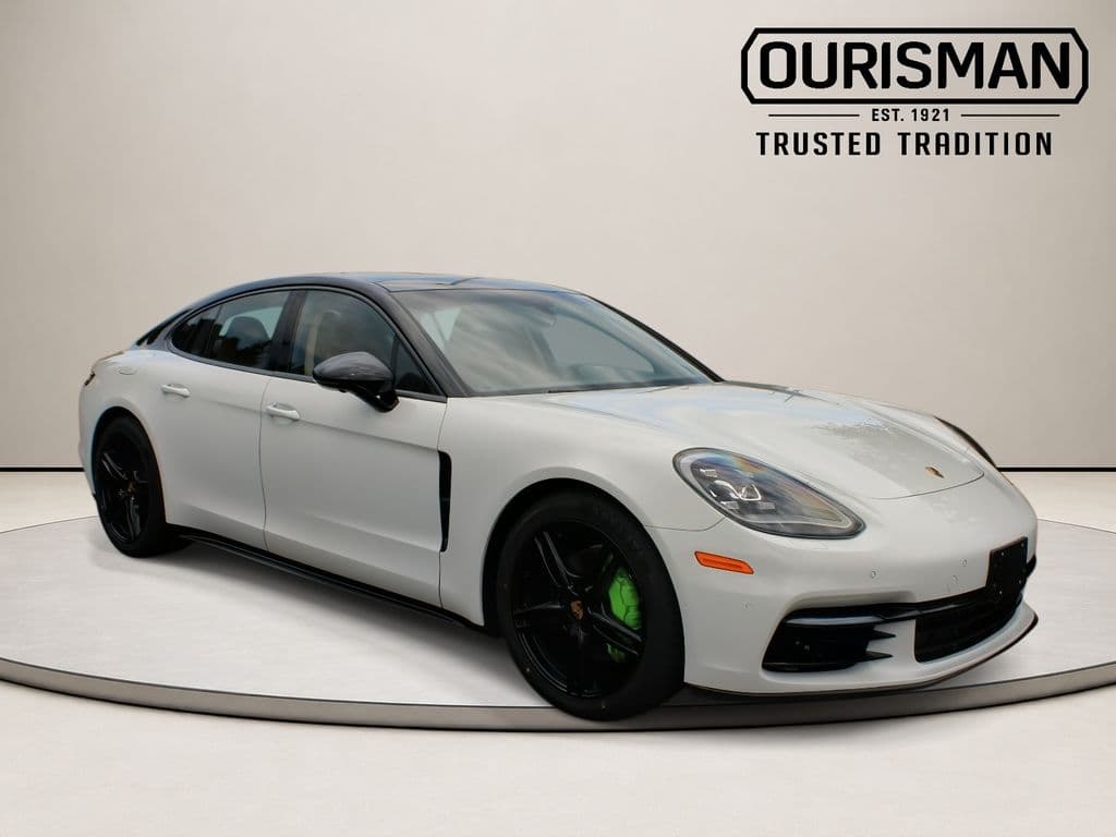 2018 Porsche Panamera 4 — photo 1 of 43