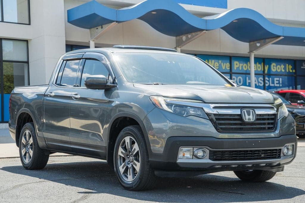 2017 Honda Ridgeline RTL-E — photo 1 of 47