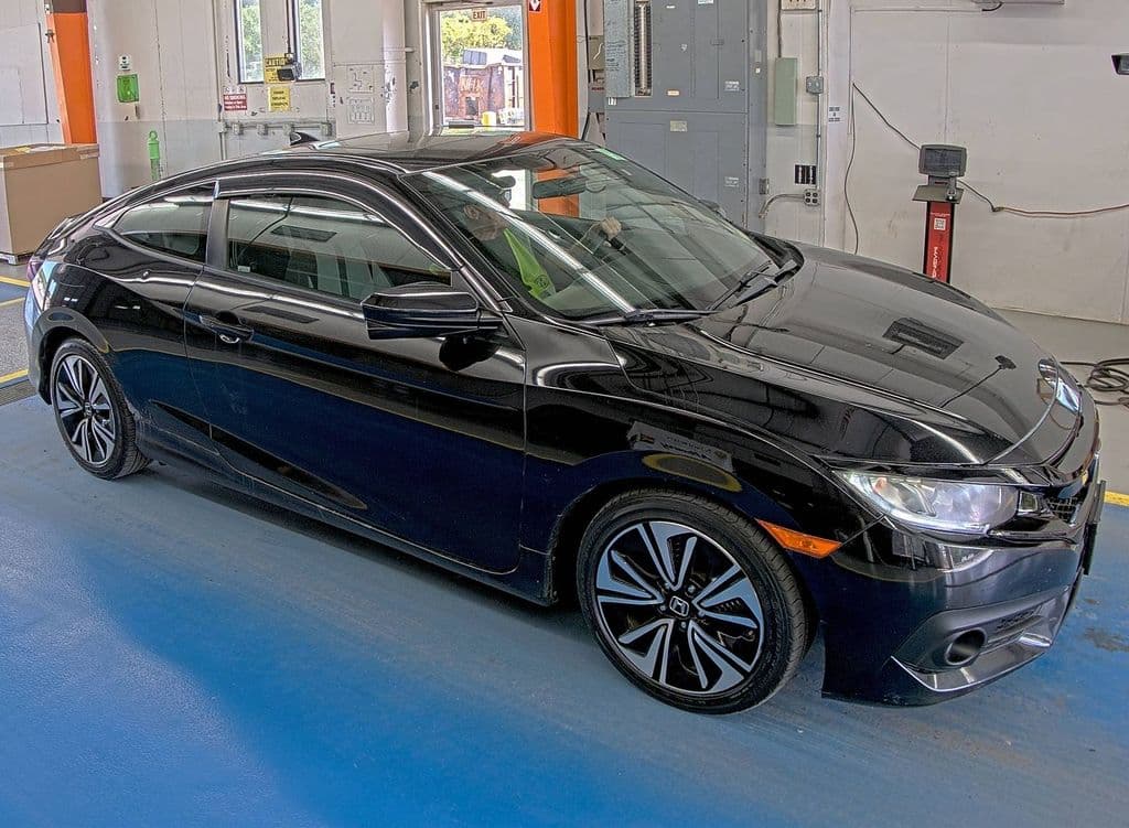 2017 Honda Civic Sedan EX-T — photo 1 of 7
