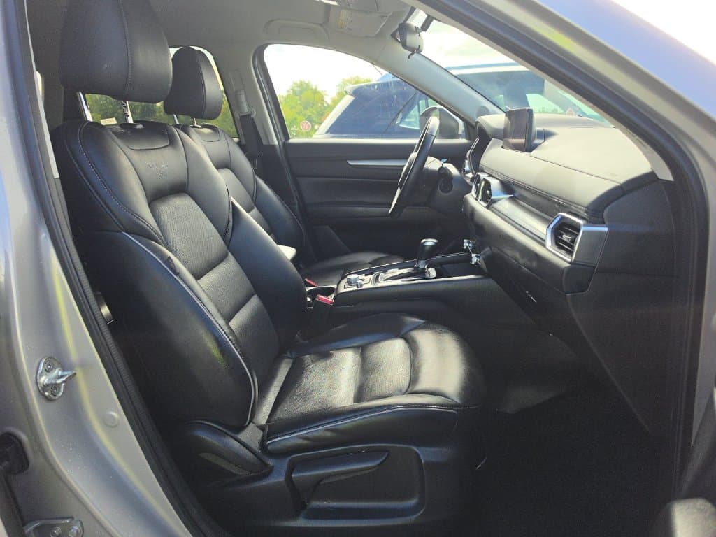 2025 Mazda CX-5 2.5 S Select Package — photo 1 of 2