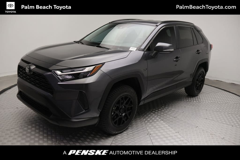 2025 Toyota RAV4 XLE — photo 1 of 25