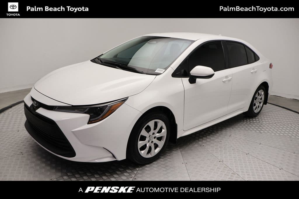 2026 Toyota Corolla LE — photo 1 of 25