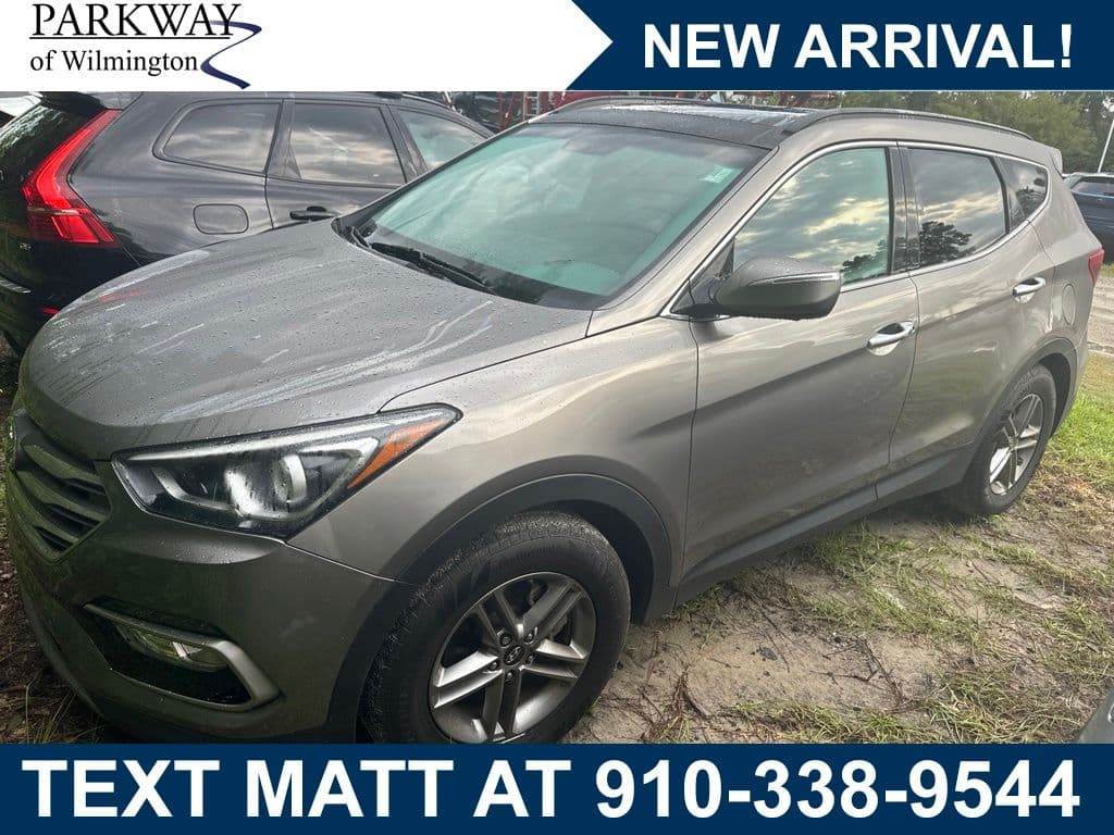 2017 Hyundai Santa Fe Sport 2.4 — photo 1 of 2