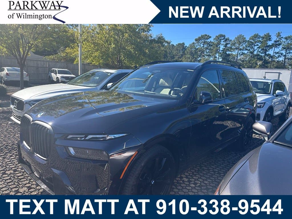 2025 BMW X7 xDrive40i — photo 1 of 2