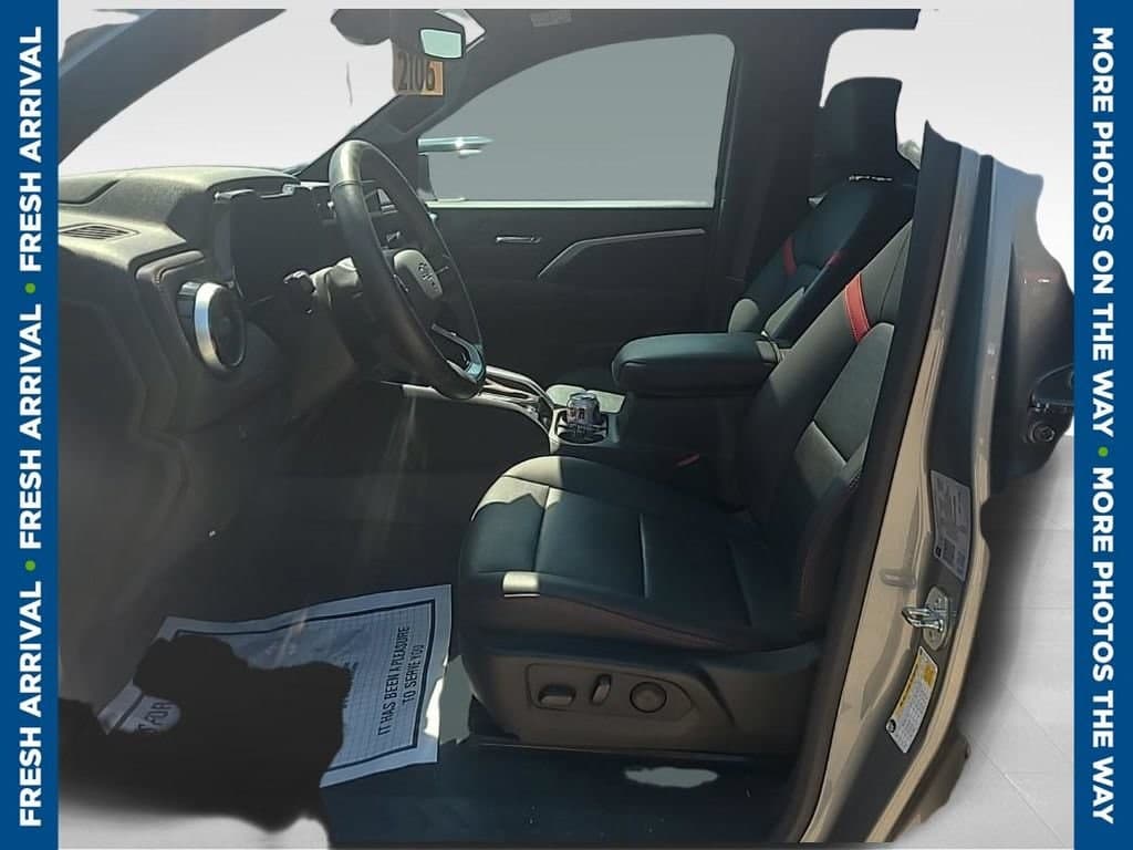 2023 Chevrolet Colorado 4WD Z71 — photo 1 of 8
