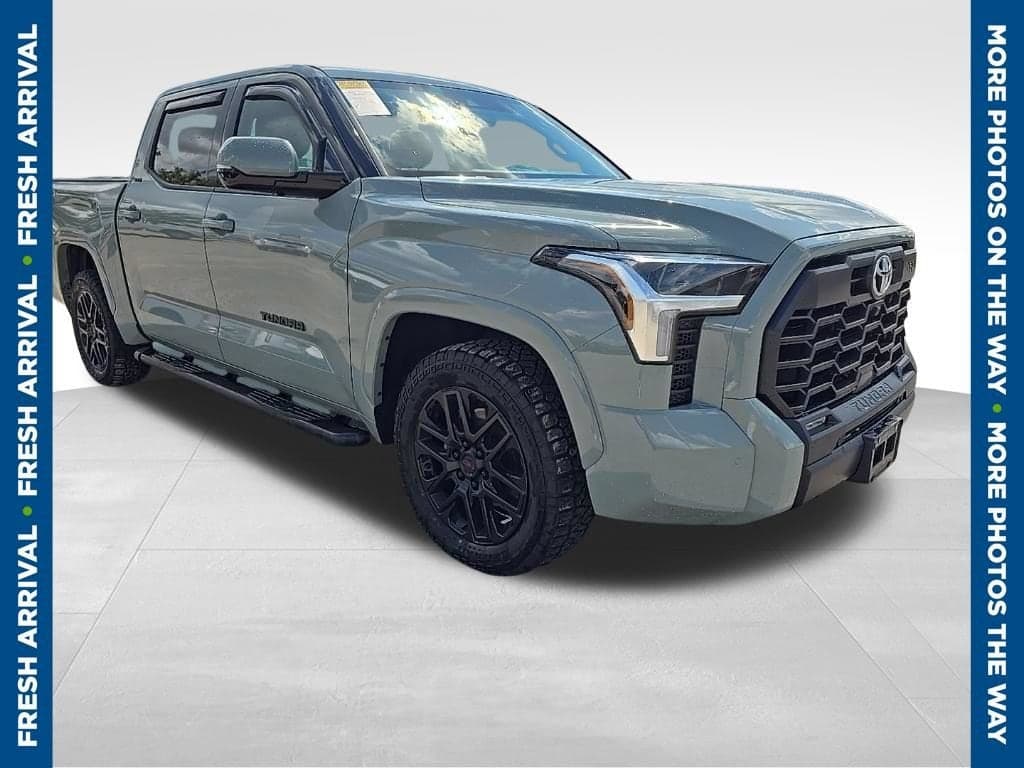 2022 Toyota Tundra 4WD SR5 — photo 1 of 7