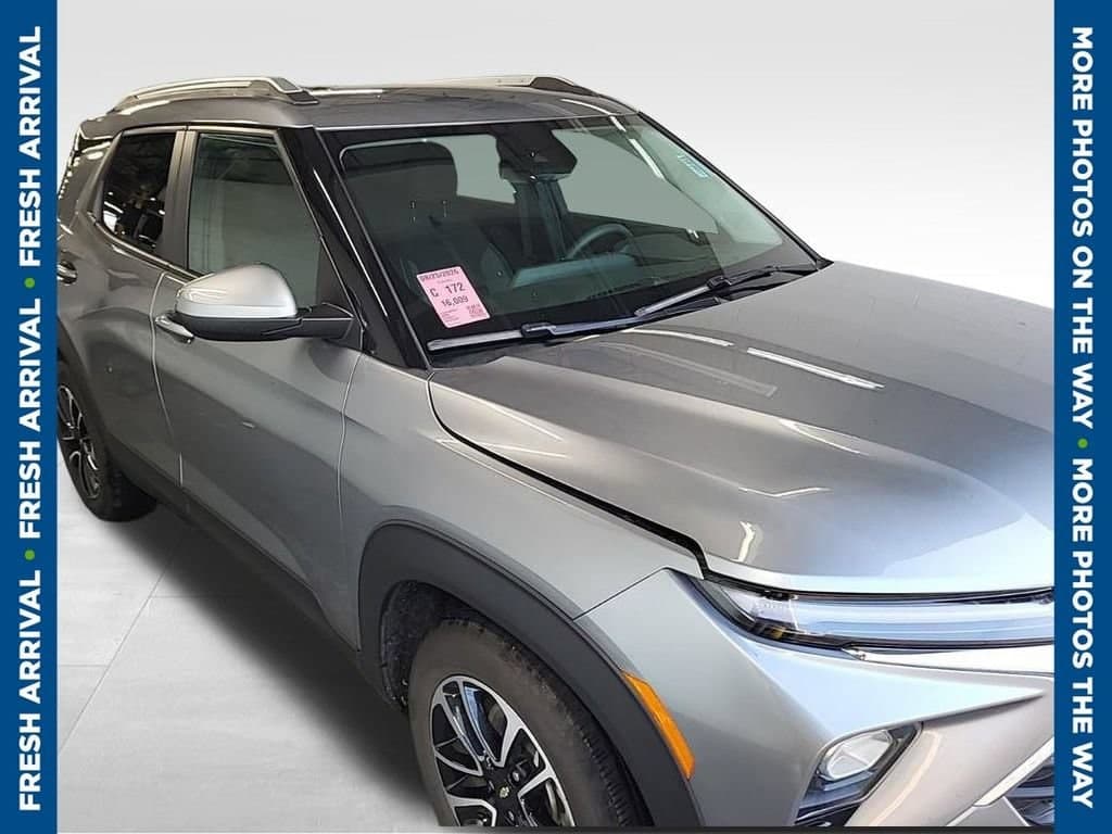 2025 Chevrolet Trailblazer LT — photo 1 of 10