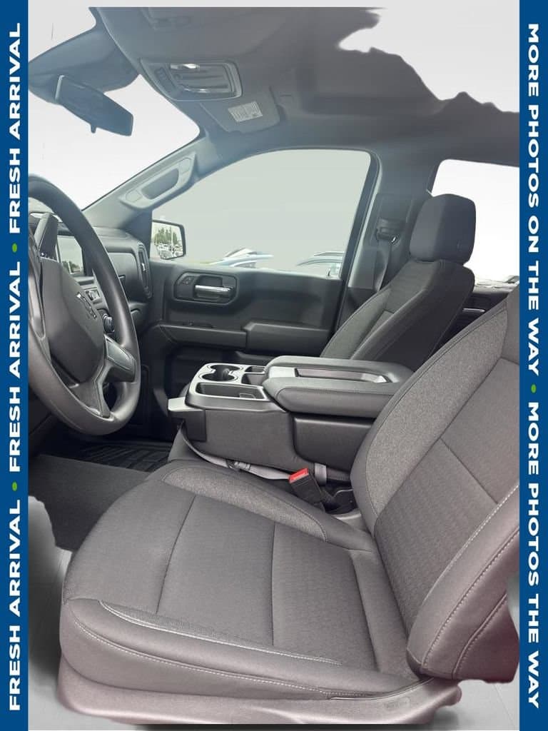 2025 Chevrolet Silverado 1500 Custom Trail Boss — photo 1 of 7