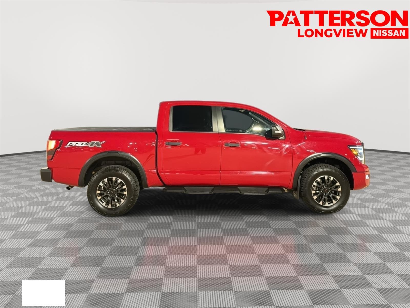 2021 Nissan Titan PRO-4X — photo 1 of 22