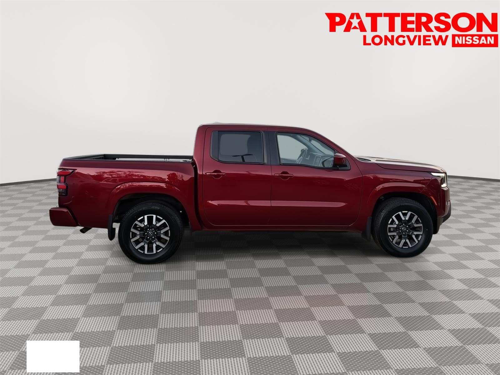 2024 Nissan Frontier SL — photo 1 of 22