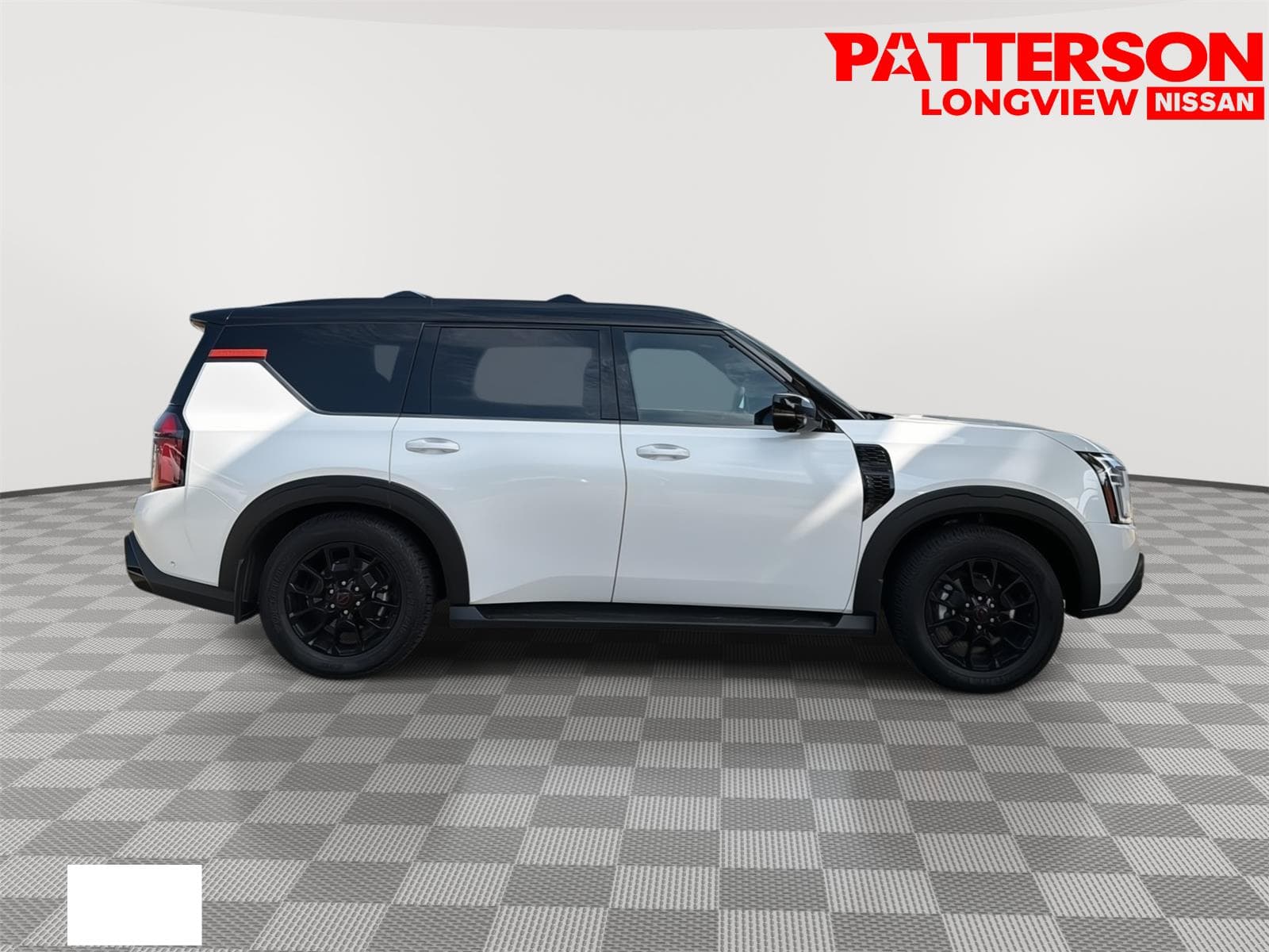2025 Nissan Armada PRO-4X — photo 1 of 29