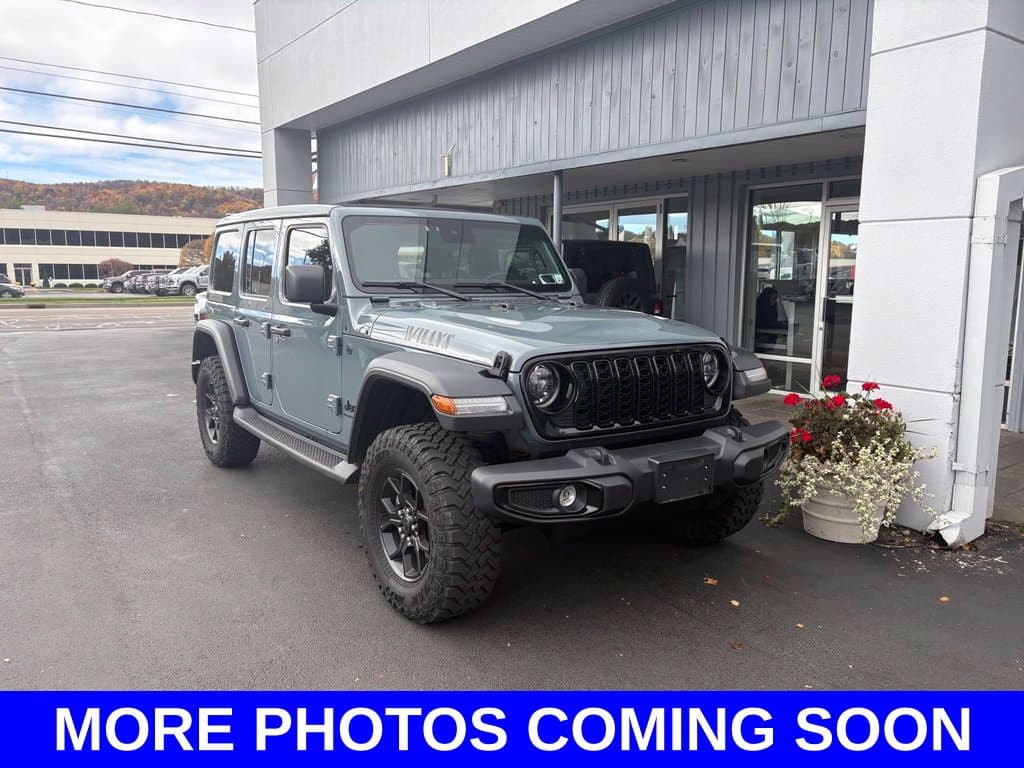 2024 Jeep Wrangler Sport — photo 1 of 4