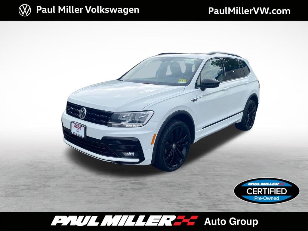 2021 Volkswagen Tiguan Base — photo 1 of 33