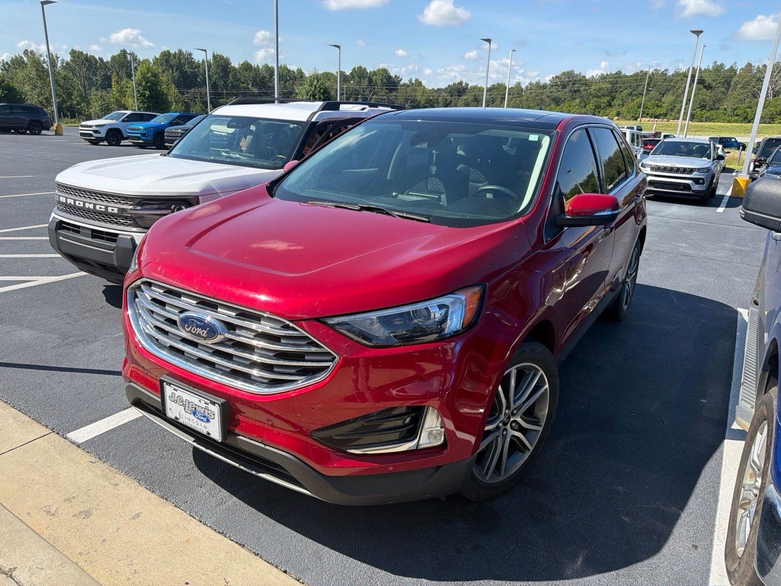 2024 Ford Edge Titanium — photo 1 of 5
