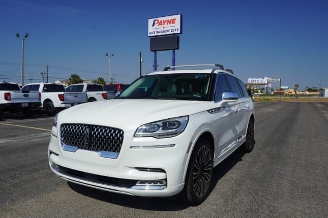2020 Lincoln Aviator Black Label — photo 1 of 44