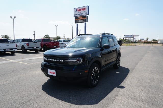 2023 Ford Bronco Sport Outer Banks — photo 1 of 37
