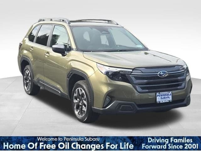 2026 Subaru Forester Premium — photo 1 of 41