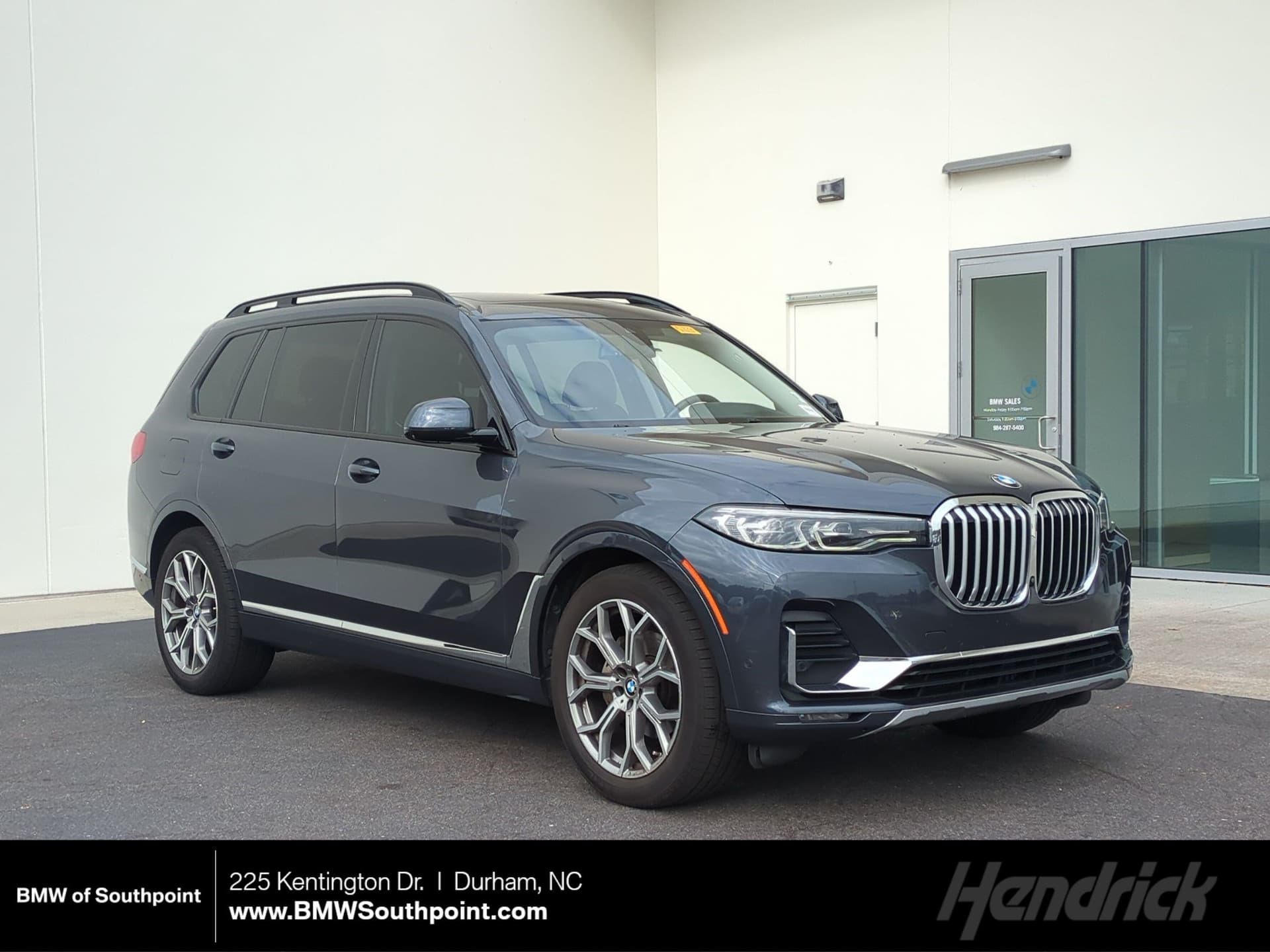 2021 BMW X7 xDrive40i — photo 1 of 34