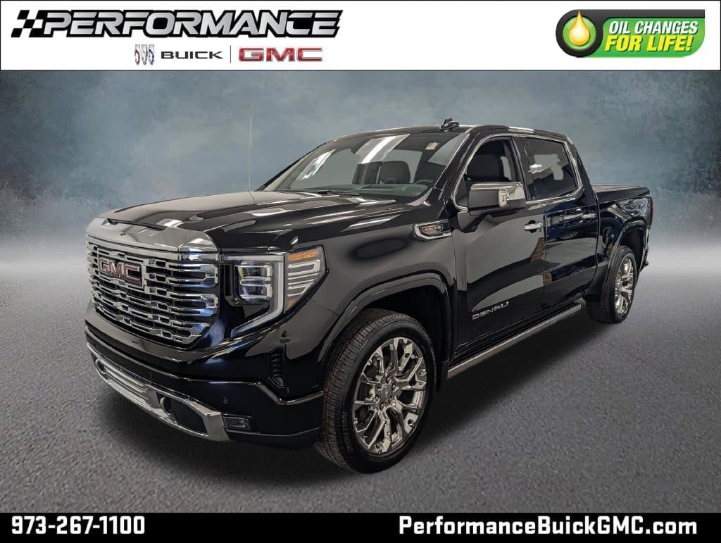 2025 GMC Sierra 1500 Denali — photo 1 of 31