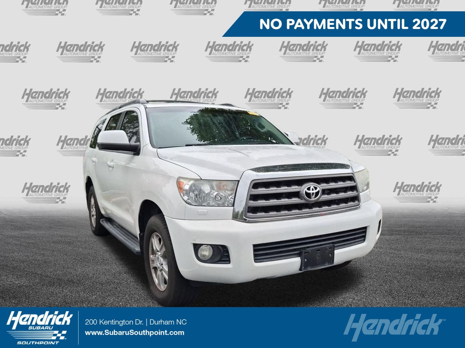 2016 Toyota Sequoia SR5 — photo 1 of 21