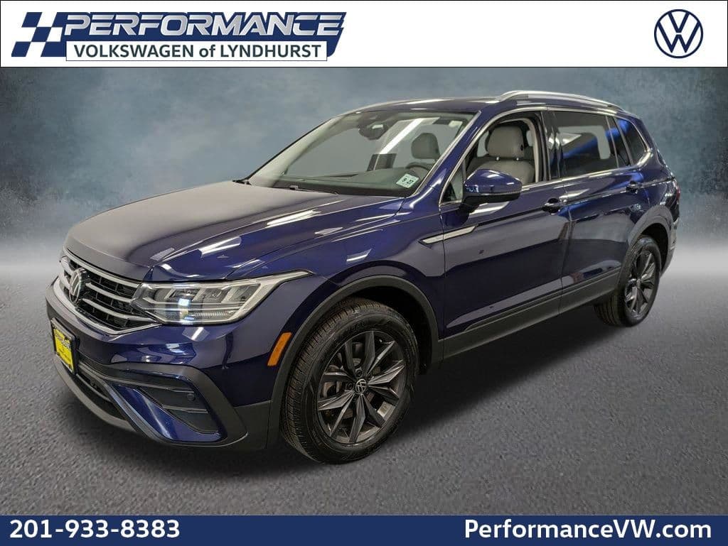 2022 Volkswagen Tiguan 2.0T SE — photo 1 of 36