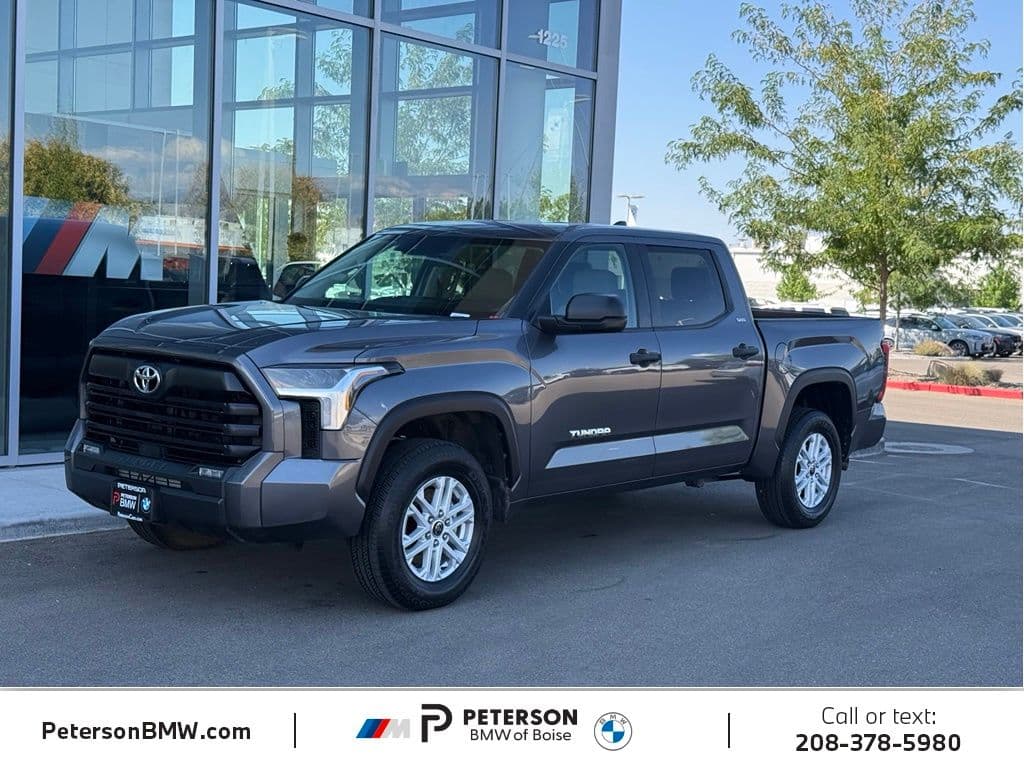 2024 Toyota Tundra SR5 — photo 1 of 34