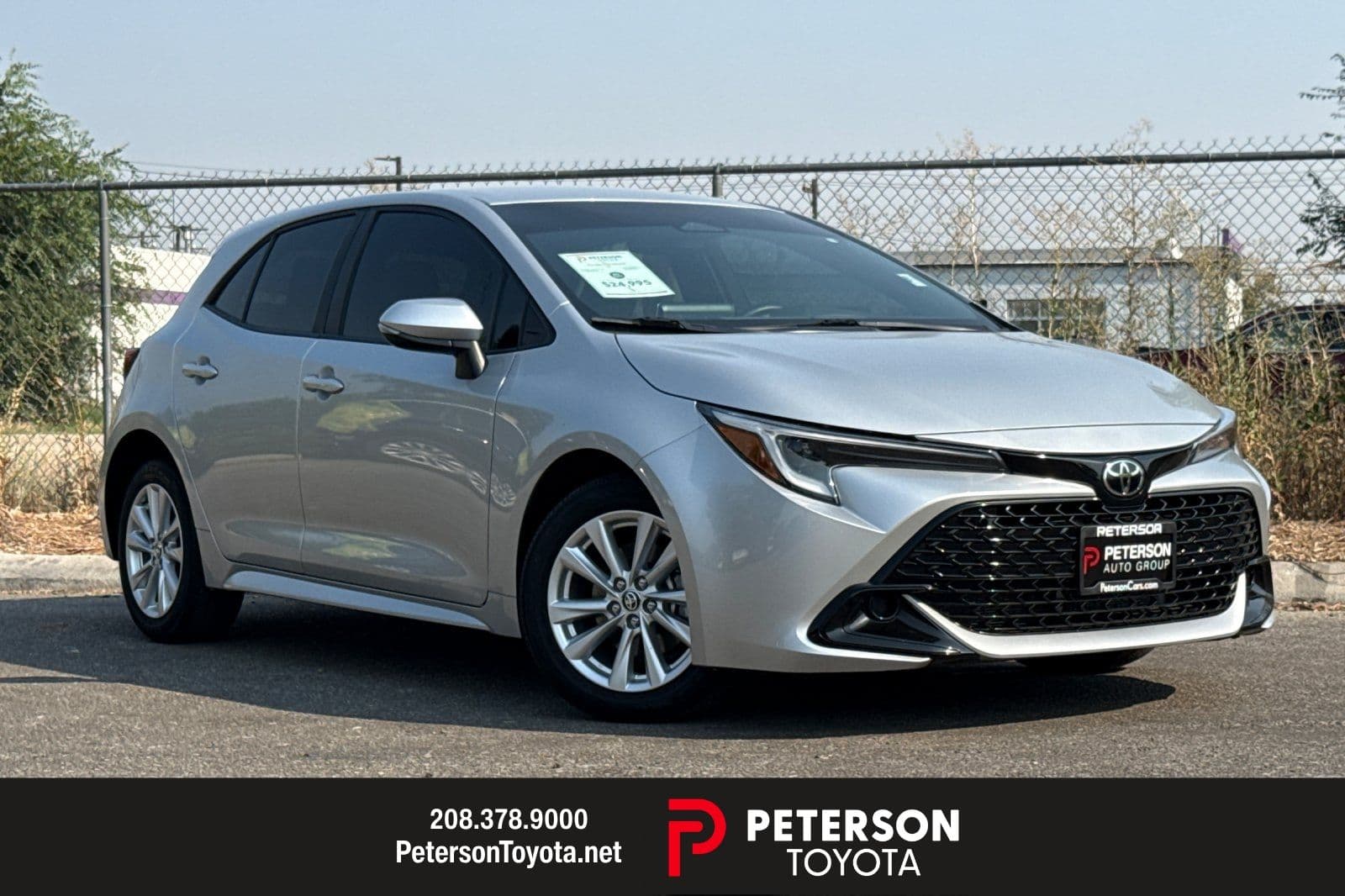 2024 Toyota Corolla Hatchback SE — photo 1 of 27