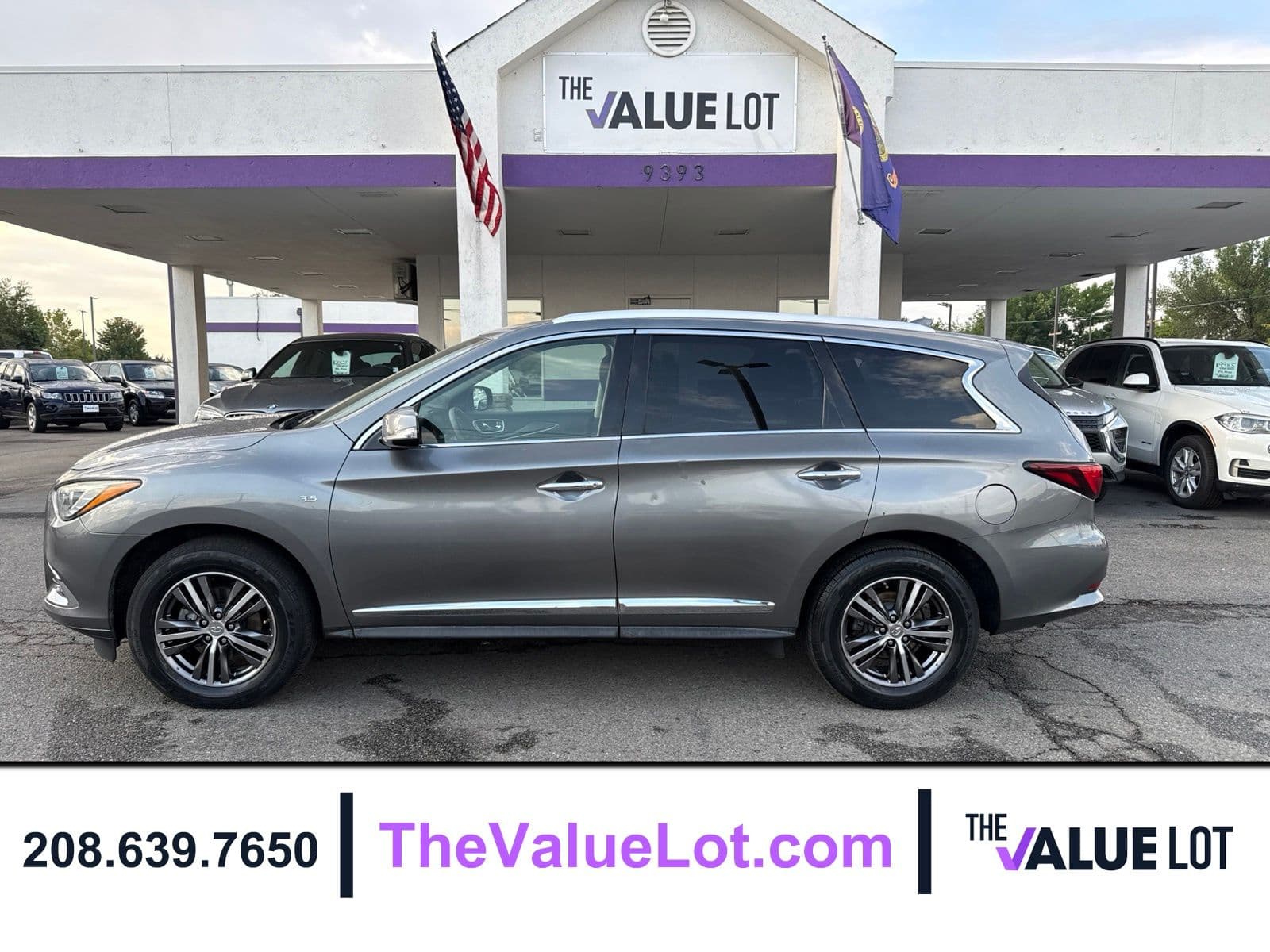 2017 INFINITI QX60 Base — photo 1 of 27