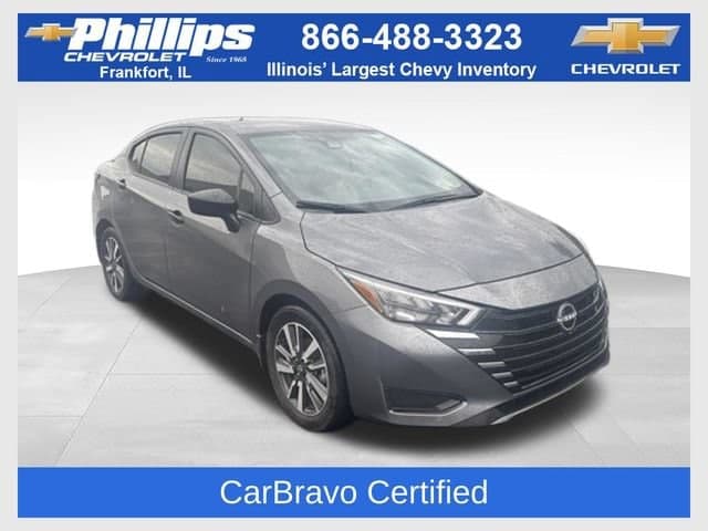 2025 Nissan Versa 1.6 S — photo 1 of 13