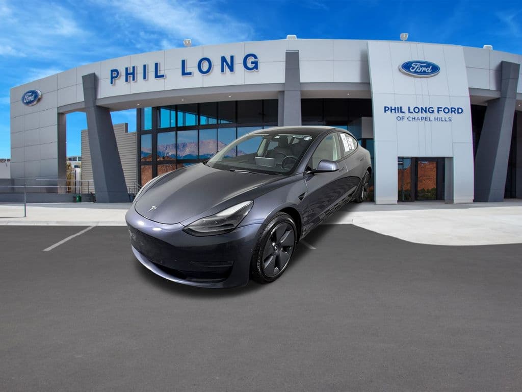 2022 Tesla Model 3 Long Range — photo 1 of 42