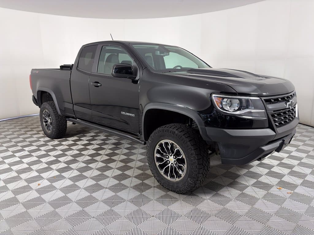 2019 Chevrolet Colorado Base — photo 1 of 26