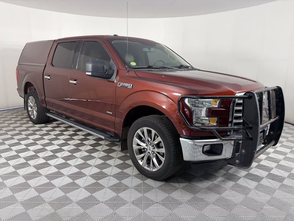 2015 Ford F-150 XLT — photo 1 of 30