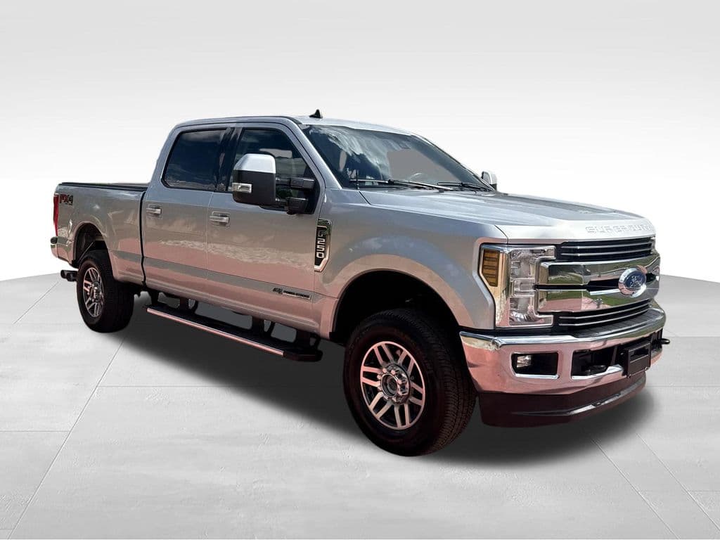 2019 Ford F-250SD Lariat — photo 1 of 34