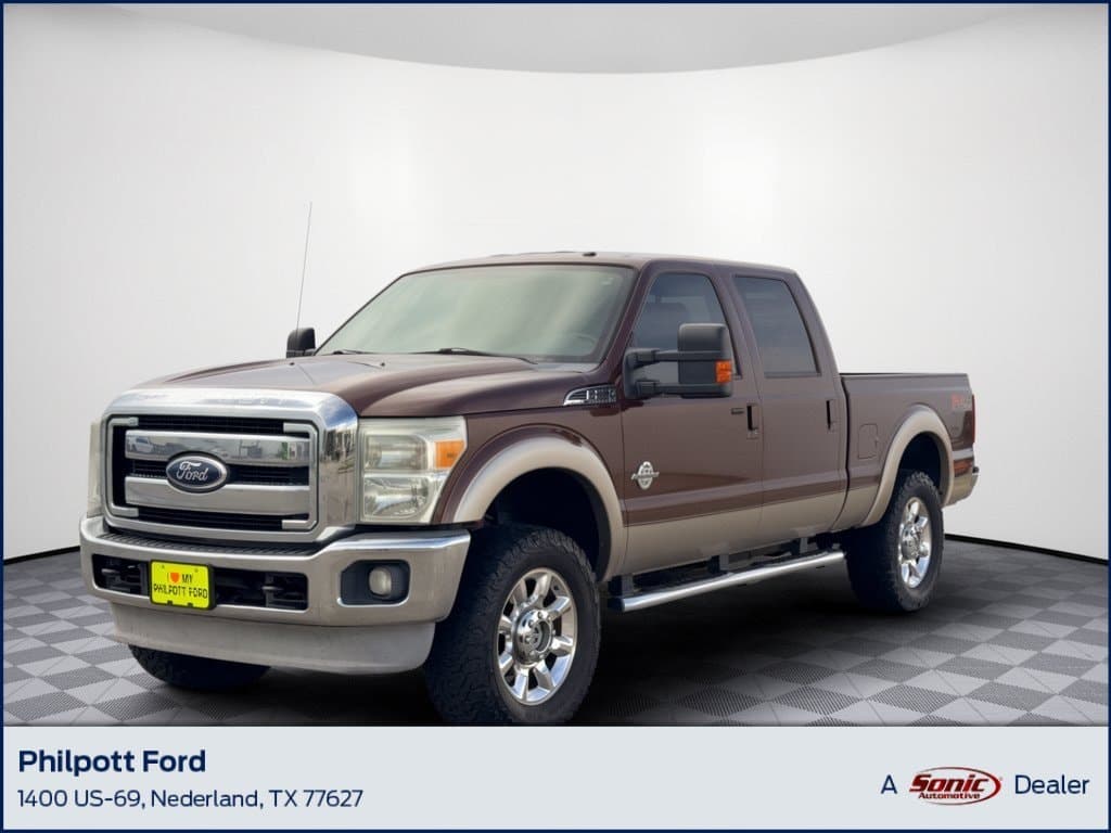 2012 Ford Super Duty F-250 SRW Lariat — photo 1 of 31