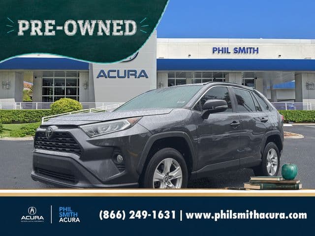 2021 Toyota RAV4 XLE — photo 1 of 26