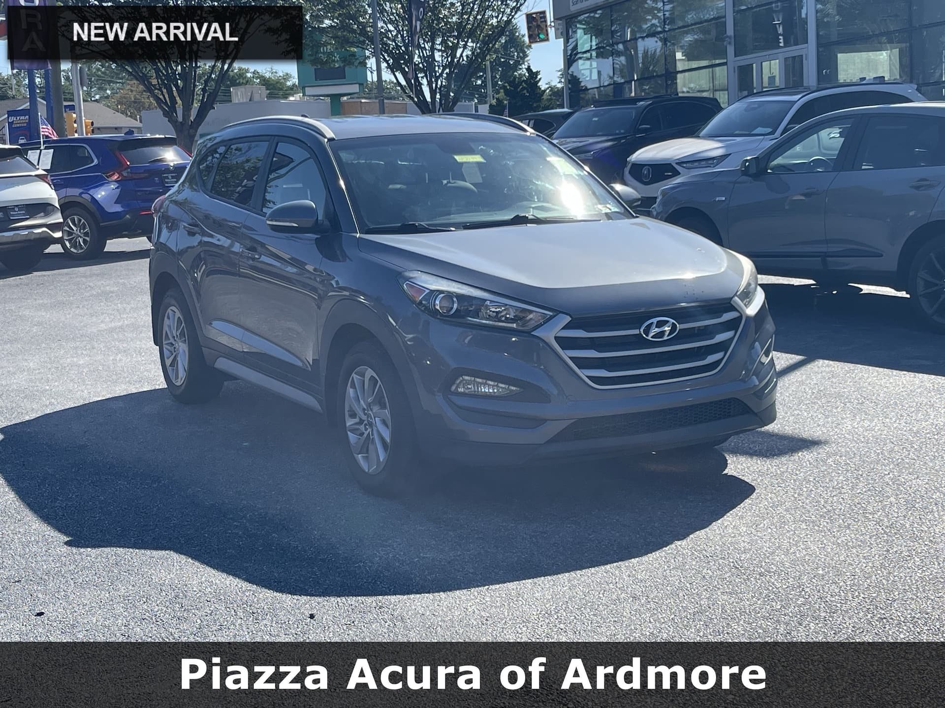 2018 Hyundai Tucson SEL Plus — photo 1 of 12