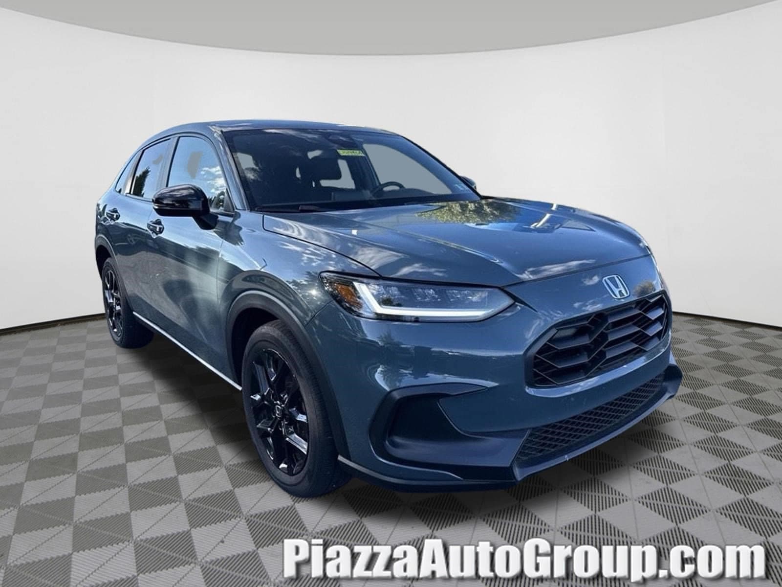 2024 Honda HR-V Sport — photo 1 of 8