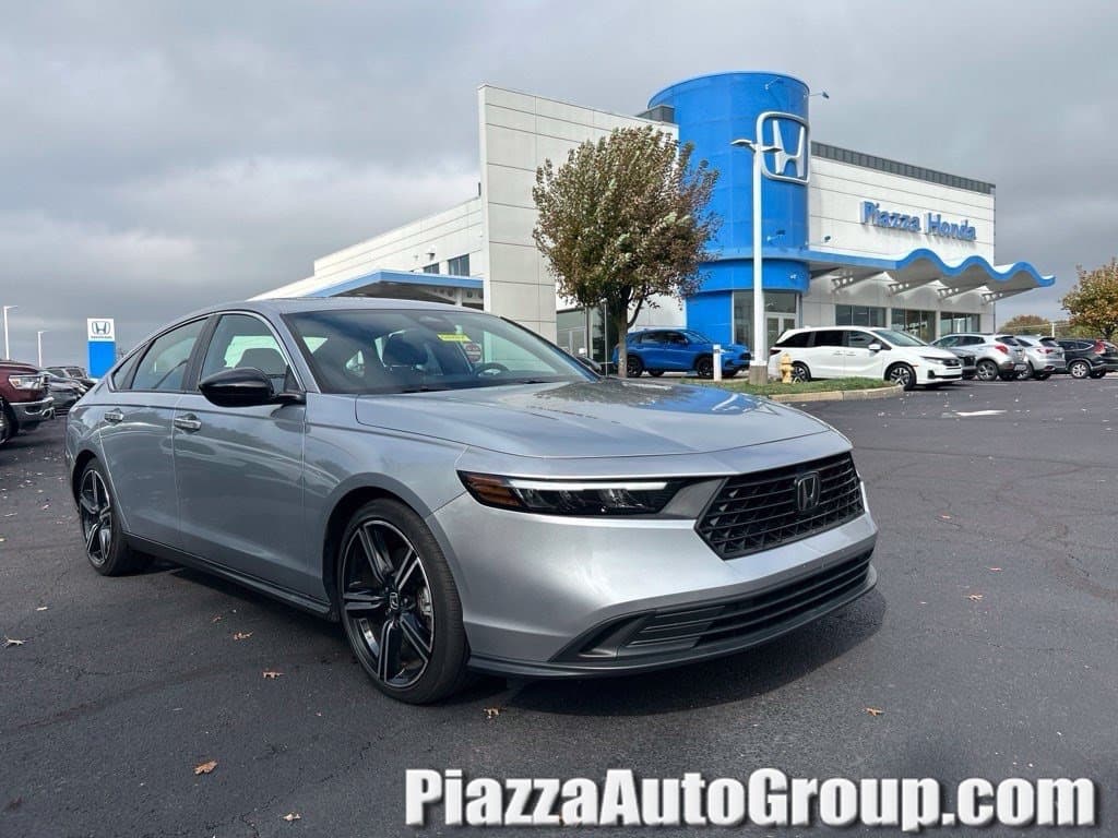 2024 Honda Accord Hybrid Sport — photo 1 of 8
