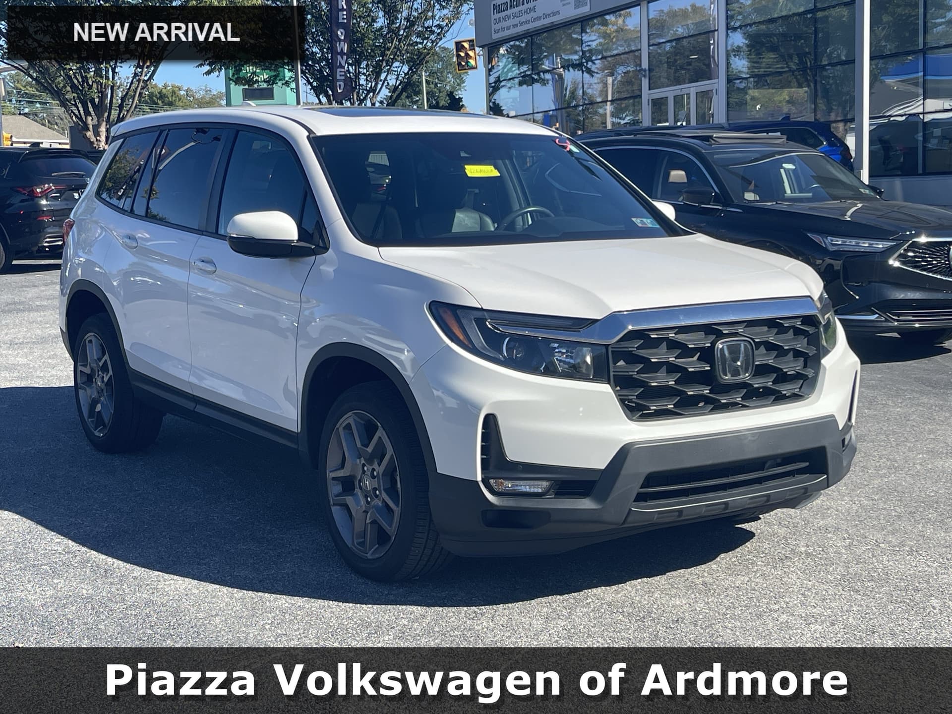 2023 Honda Passport EX-L — photo 1 of 12