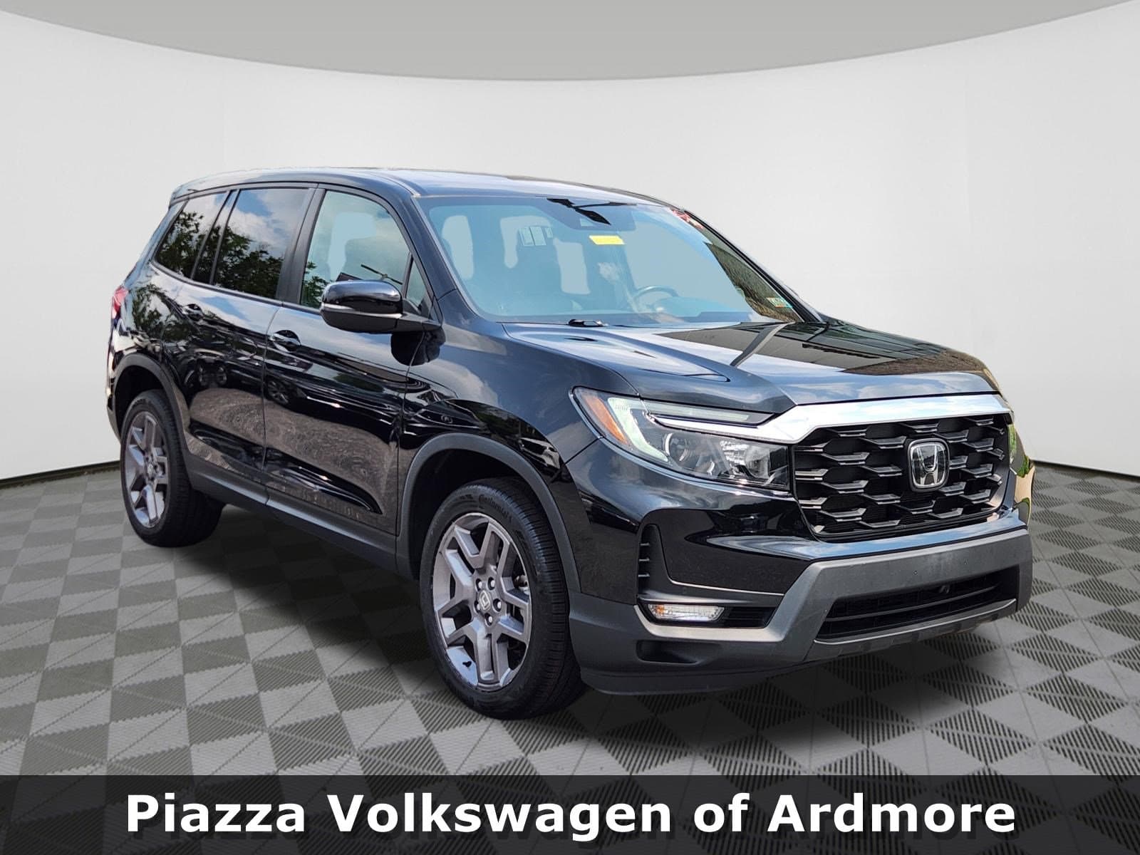 2023 Honda Passport EX-L — photo 1 of 24