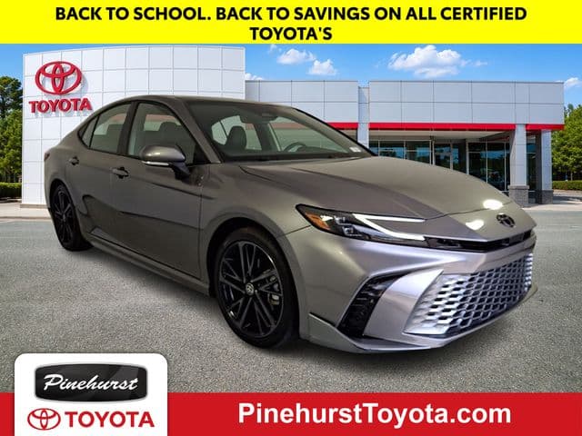 2025 Toyota Camry Base — photo 1 of 40