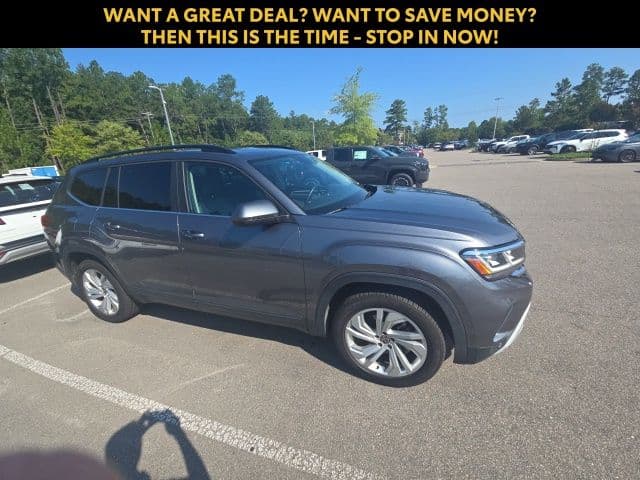 2022 Volkswagen Atlas 3.6L V6 SE w/Technology — photo 1 of 32