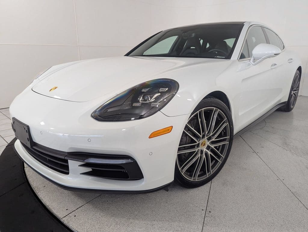 2019 Porsche Panamera 4S — photo 1 of 24