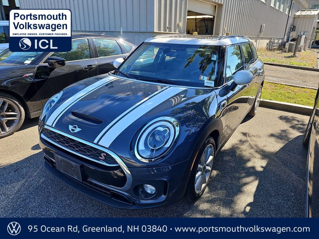 2017 Mini Clubman Cooper S — photo 1 of 4