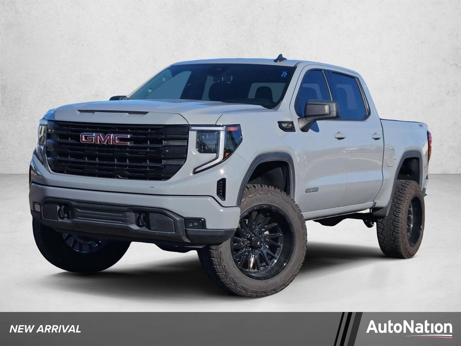 2024 GMC Sierra 1500 Elevation — photo 1 of 15