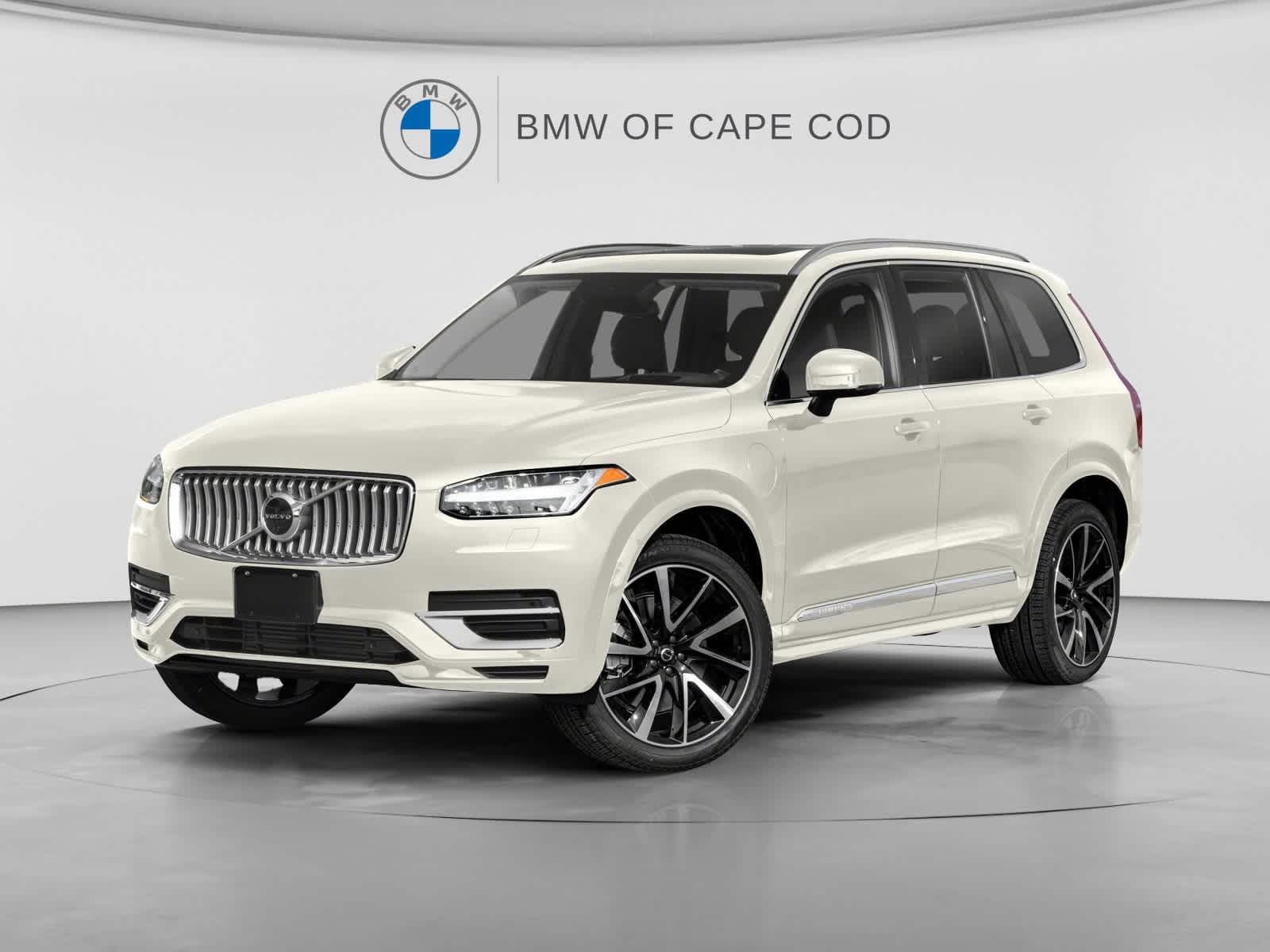 2022 Volvo XC90 Recharge Plug-In Hybrid Inscription — photo 1 of 11